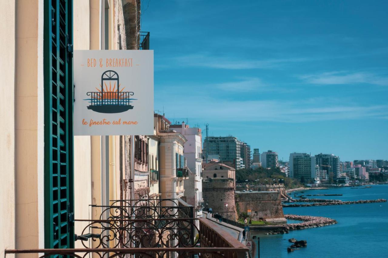 B&B Le Finestre Sul Mare Taranto Eksteriør billede